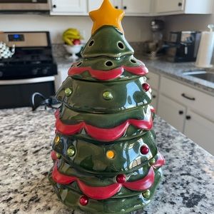 Scentsy holiday tree warmer